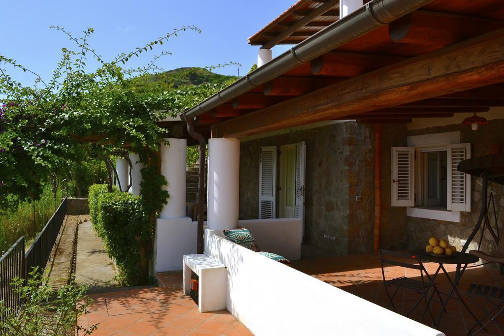Villa Belvedere Липари Екстериор снимка