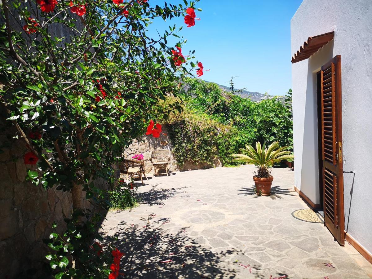 Villa Belvedere Липари Екстериор снимка